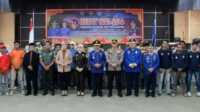 HUT Damkar Inhil ke-104 Bupati Inhil HM Wardan bersama sejumlah pejabat berfoto bersama usai acara HUT Damkar ke-105, di Gedung Engku Kelana Tembilahan, Rabu (15/3/2023). (Dok. Diskominfo Inhil)