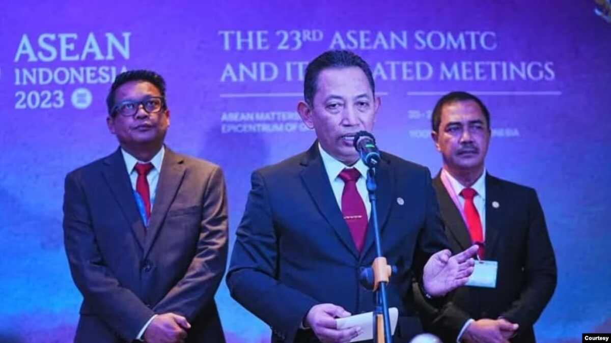Polisi asean Kapolri Jenderal Polisi Listyo Sigit Prabowo memberi keterangan terkait penyelenggaraan SOMTC di Yogyakarta, 20-23 Juni 2023. (Humas Polri)