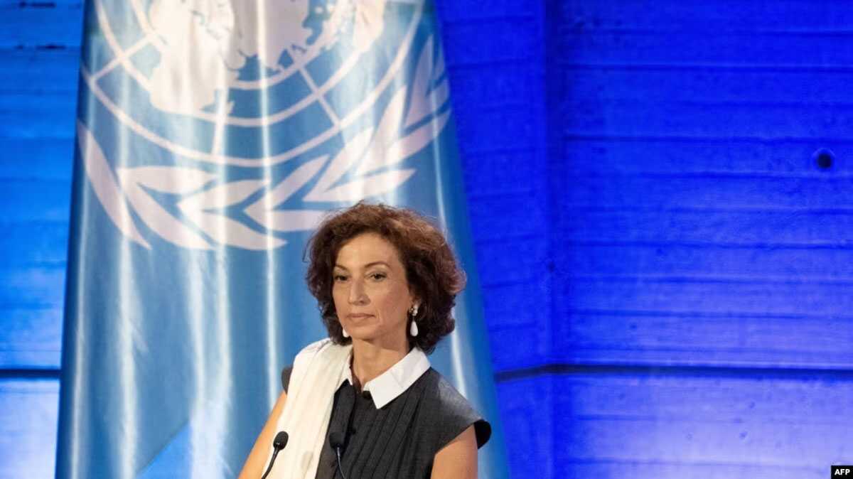 direktur jenderal unesco Direktur Jenderal UNESCO Audrey Azoulay menyampaikan pidato untuk mengumumkan permintaan Amerika Serikat untuk kembali ke lembaga tersebut, di kantor pusat UNESCO di Paris, 12 Juni 2023. (ALAIN JOCARD / AFP)