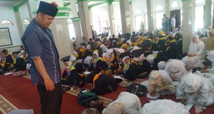 Khatam Quran dan Wisuda Iqra’ Angkatan XII Kecamatan Enam Lingkung, Padang Pariaman, Sumatera Barat, Minggu (4/6/2023) (sumbar.siberindo.co)