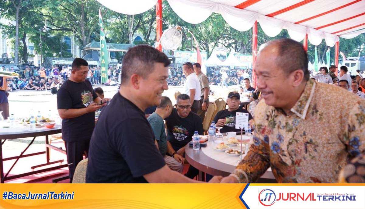 Bukit Barisan Expo Wakil Bupati Asahan Taufik Zainal Abidin Siregar mengikuti pembukaan Bukit Barisan Expo 2023 yang diselenggarakan oleh Kodam I/BB di Lapangan Benteng, Medan, Minggu (16/07/2023). (Dokumentasi Pribadi)