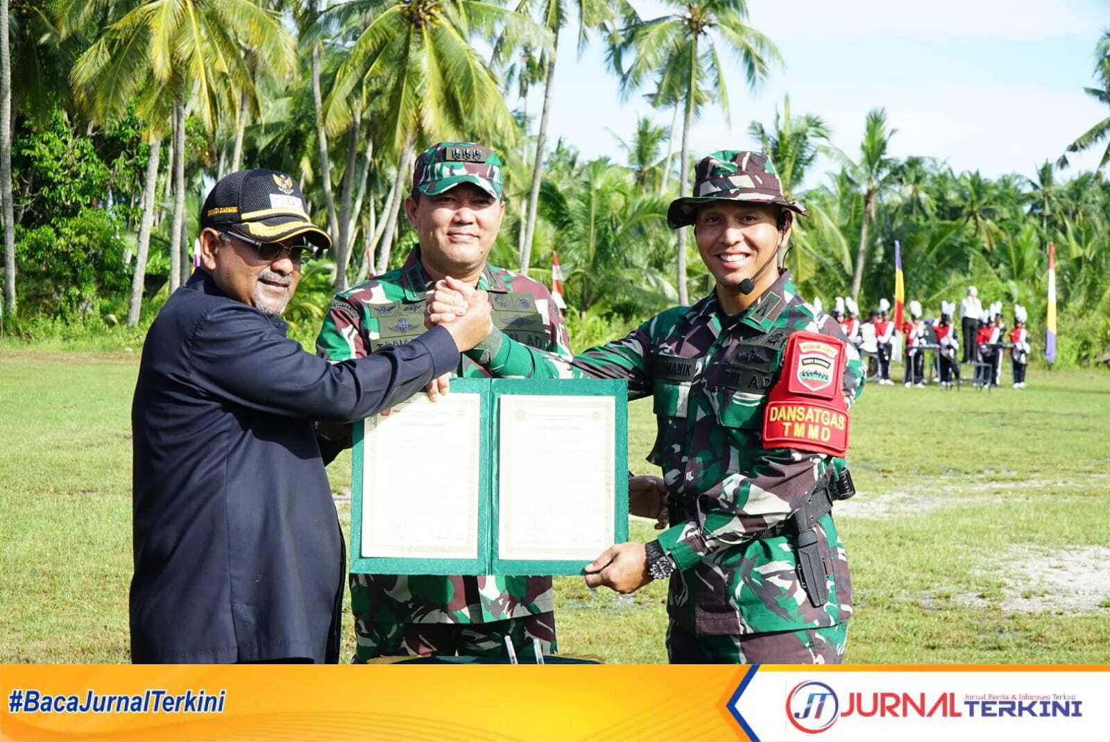 IMG-20230712-WA0067 Bupati Karimun Aunur Rafiq membuka TMMD ke-117 di Lapangan Sepak Bola IPB Kelurahan Buru, Kecamatan Buru, Rabu (12/7/2023). (JurnalTerkini.id/yogi)