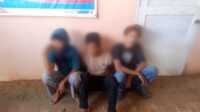 Tiga remaja yang diduga mencuri tabung gas di Tanjungbatu, Kecamatan Kundur, Kabupaten Karimun, Kepulauan Riau diamankan warga, Kamis (13/7/2023). (Dok Pribadi)