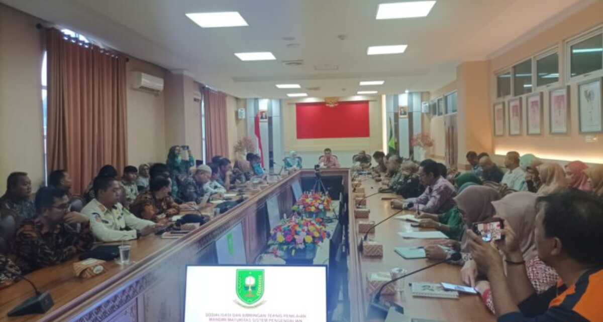 Suasana Bimtek PMMSPIPT di Ruang Rapat Kantor Bupati Natuna, Kamis (20/07/2023). (Dok Kominfona)