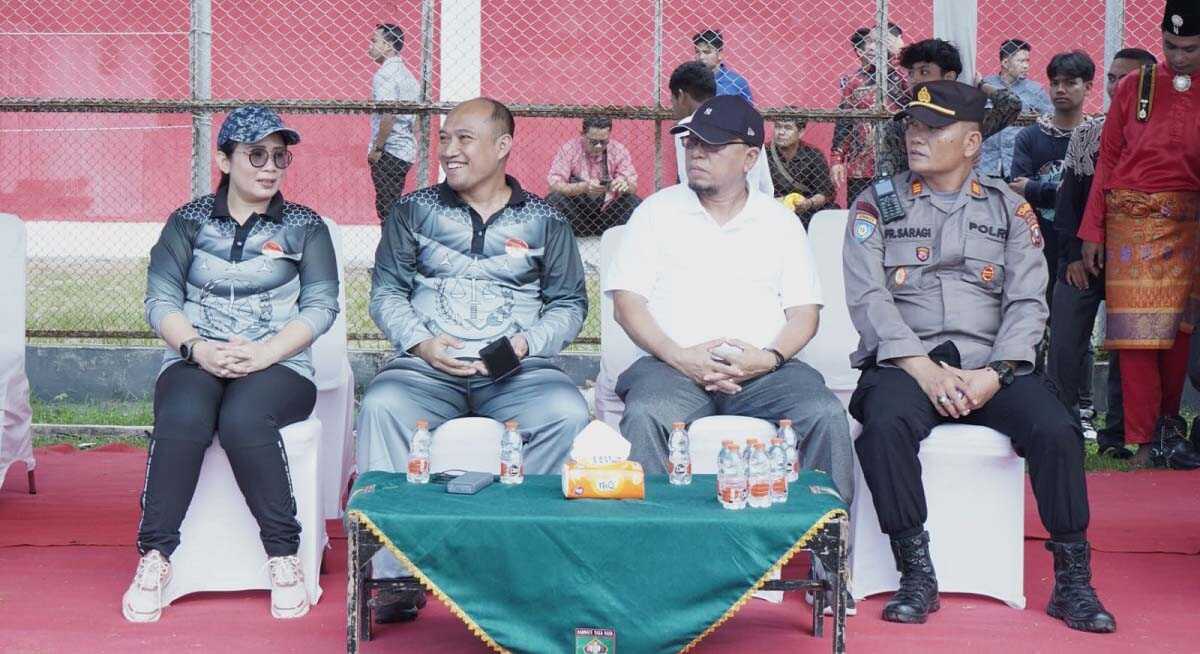 hari bhatik adhyaksa di asahan Sekda Asahan menghadiri pembukaan Pekan Olah Raga (POR) dalam rangka Hari Bhakti Adhyaksa ke-63 di di Stadion Mutiara Kisaran, Jum'at (07/07/2023). (dokumentasi pribadi)