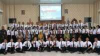 latsar CPNS lubukinggau Peseta pelatihan dasar (Latsar) CPNS Golongan III Angkatan Vll, Golongan II Angkatan Vll dan VIII di lingkungan Pemkot Lubuklinggau berfoto bersama usai acara di Aula UPT Diklat BKPSDM Lubuklinggau, Sabtu (29/7/2023). (Dokumentasi pribadi)