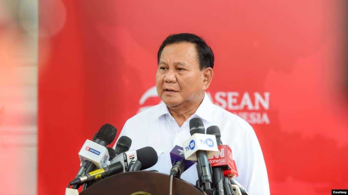 Menhan Prabowo dalam konferensi pers usai menghadap Presiden Jokowi di Istana Kepresidenan, Jakarta, Senin (10/7/2023). (Biro Setpres)