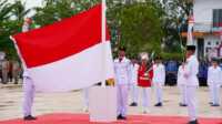 HUT RI di Rohil Paskibraka mengibarkan bendera merah putih dalam upacara detik-detik proklamasi HUT RI ke-78 di Lapangan Purna MTQ Batu Enam, Bagansiapiapi, Kamis (17/8/2023). (Dok. Humas Pemkab Rohil)