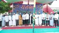 Acara haul Allahyarham Syekh Tuan Guru Syekh H. Abdul Wahid Mursyid Sukuk dan Mufti Kerajaan Langkat, Tanjung Balai Asahan, dan Siak Sri Indrapura di Kepenghuluan Rantau Panjang Kiri, Kecamatan Kubu Babussalam, Minggu (6/8/2023). (dokumentasi pribadi)