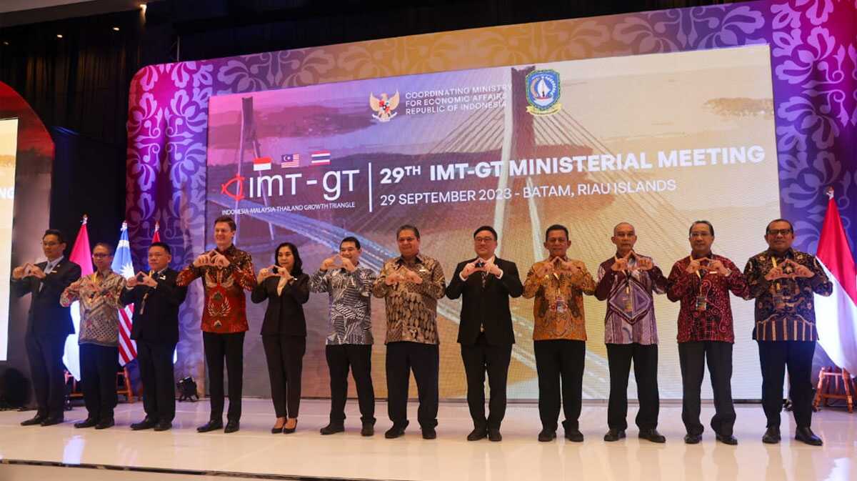 IMT-GT di batam Pertemuan tingkat Menteri dalam forum antara negara Indonesia, Malaysia, Thailand - Growth Triangle (IMT-GT) di Ballroom Marriot Hotel, Harbour Bay, Batam, Jumat (29/9/2023). (Dok Diskominfo Kepri)