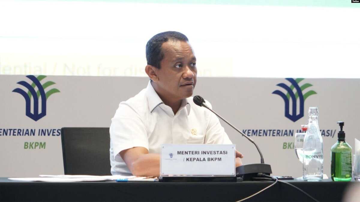 Menteri Investasi Bahlil Lahadalia Menteri Investasi/Kepala BKPM Bahlil Lahadalia dalam rapat Koordinasi Percepatan Pengembangan Investasi Ramah Lingkungan di Kawasan Pulau Rempang, 25 September 2023. (Twitter/bahlillahadalia)