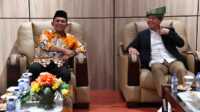 gubernur Kepri-utusan presiden Gubernur Kepri Ansar Ahmad bersama Utusan Khusus Presiden (UKP) Bidang Kerjasama Pengentasan Kemiskinan dan Ketahanan Pangan Muhammad Mardiono di Graha Kepri Kota Batam, Sabtu (2/9/2023). (kepriprov.go.id)