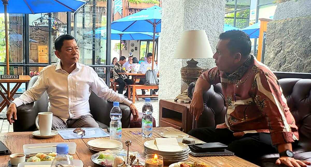 Gubernur Kepulauan Riau H. Ansar Ahmad bersama Menteri PPN/Kepala Bappenas RI Suharso Monoarfa. (kepriprov.go.id)