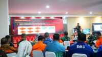 karhutla kasad dudung di palembang Kepala Staf Angkatan Darat (Kasad), Jenderal TNI Dr. Dudung Abdurachman, memberikan pengarahan dalam Rakor Penanganan Kebakaran Hutan dan Lahan (Karhutla) di Wilayah Sumatera Selatan (Sumsel), Jumat (08/09/2023) bertempat di Base Ops Lanud SMH Palembang. (siberindo.co)