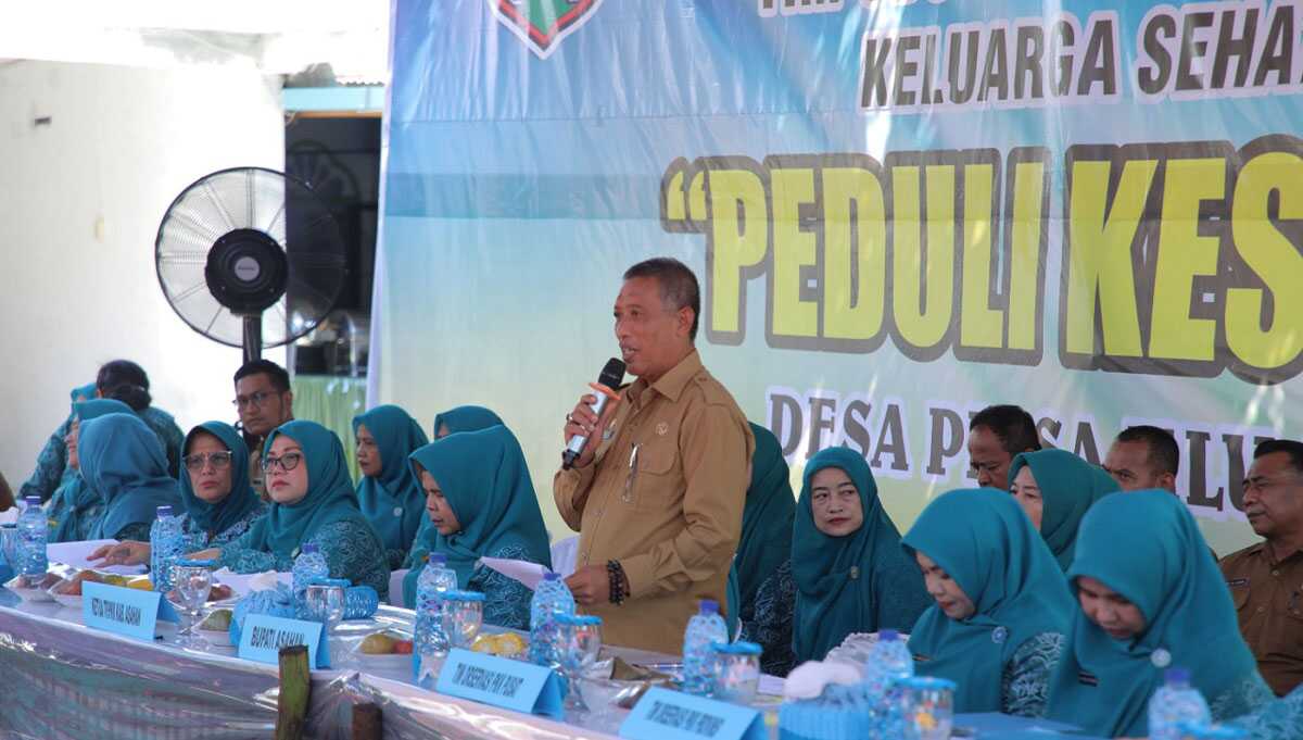 kunjungan Tim Observasi Lapangan Daerah Pilot Project Gerakan Keluarga Sehat Tanggap dan Tangguh Bencana "Peduli Kesehatan Ibu dan Anak" di Desa Piasa Ulu Kecamatan Tinggi Raja, Selasa (19/09/2023). (Dok Diskominfo Asahan)