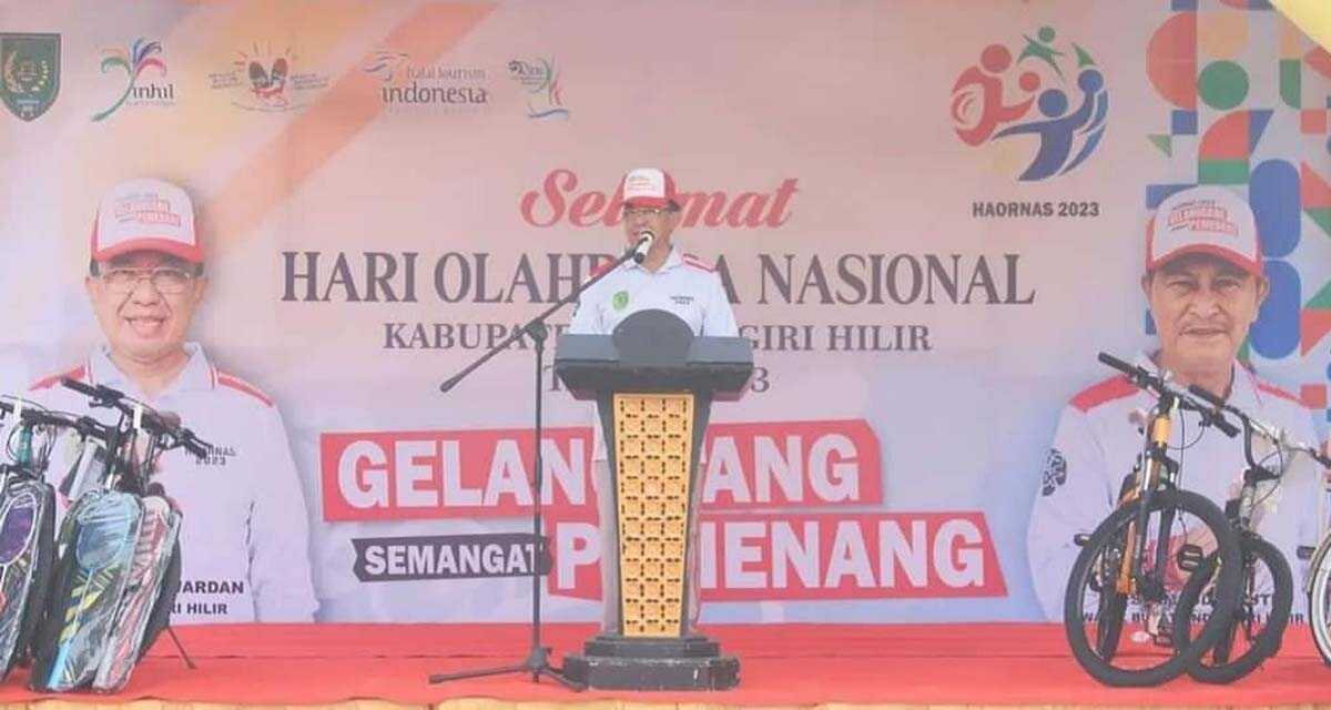 Haornas ke-40 inhil Bupati Indragiri Hilir (Inhil) HM Wardan menghadiri puncak peringatan Hari Olahraga Nasional (Haornas) ke-40 2023 tingkat Kabupaten Inhil, Minggu (15/10/2023). (Bagian Prokopim Setda Inhil)