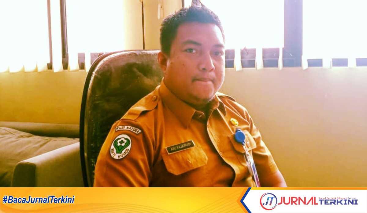 kadinkes natuna Direktur RSUD Natuna, dr Ari Fajarudin saat dijumpai di ruangan kerjanya, Senin 9 Oktober 2023. (foto : jr ronald)