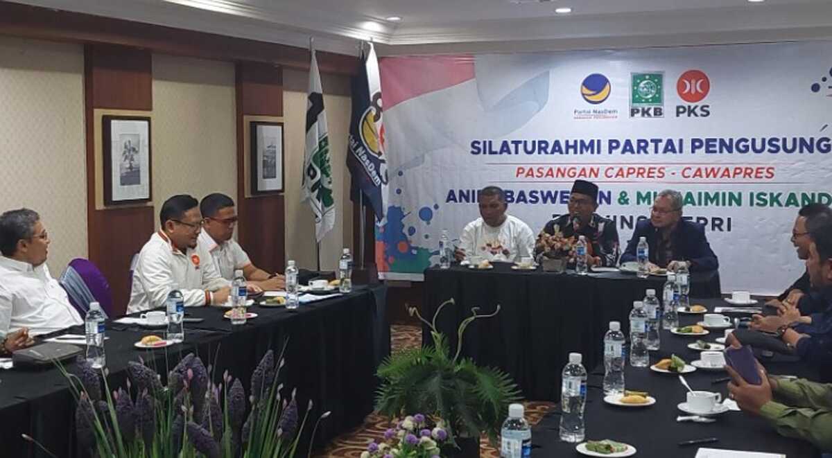 Rapat konsolidasi dan silaturahmi pengurus partai pengusung AMIN di Kepri di Hotel PIH, Batam (11/11/2023). (kepri.siberindo.co)