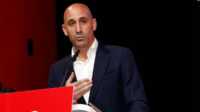 Presiden RFEF FILE -Presiden RFEF Luis Rubiales berpidato pada sidang umum luar biasa federasi tersebut di Las Rozas de Madrid, 25 Agustus 2023. (Eidan RUBIO/RFEF/AFP)