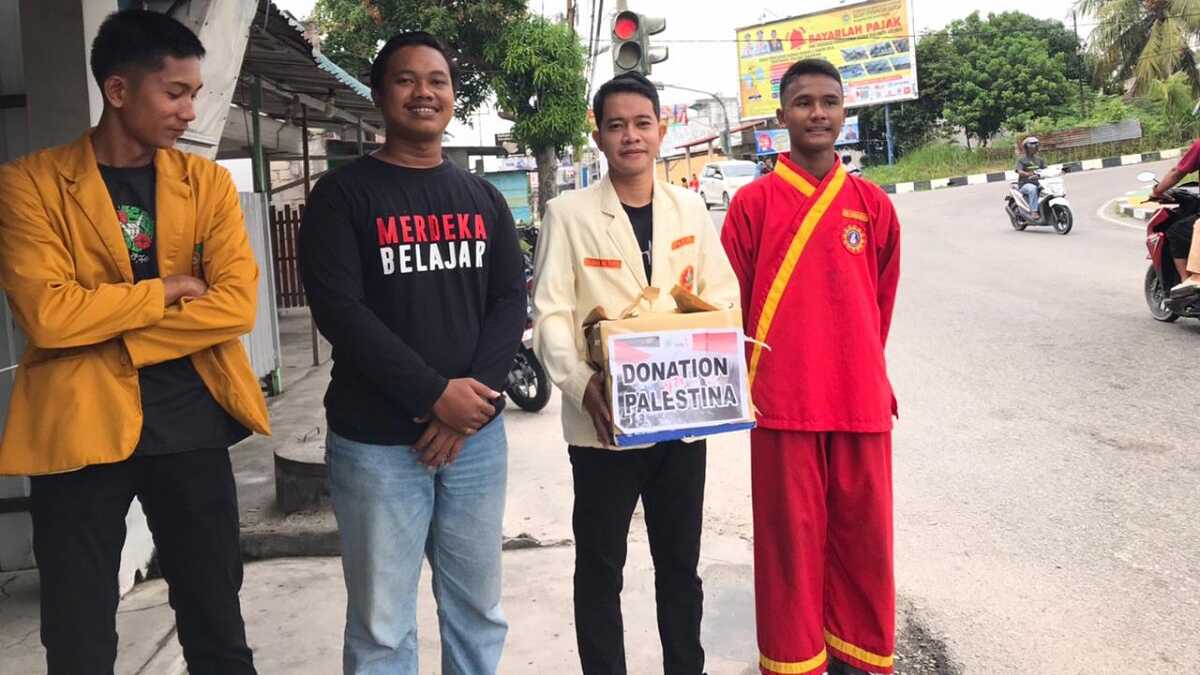 Penggalangan dana di salah satu ruas jalan di Tanjung Balai Karimun (dokumentasi pribadi0