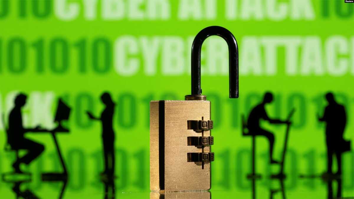 serangan siber di pemilu 2024 ILUSTRASI - Risiko eksploitasi data selalu terjadi di tahun politik. (REUTERS/Dado Ruvic)