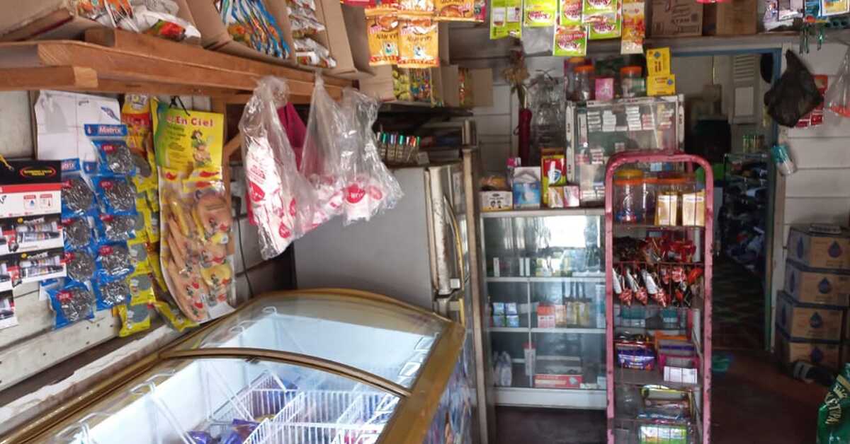 usaha sembako jumirah Toko sembako Jumirah, warga Kepulauan Meranti. (Dok PT Timah)