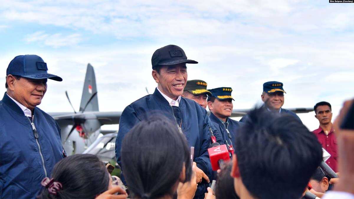 jokowi dan prabowo soal pilpres Presiden Joko Widodo mengatakan seorang presiden boleh memihak dan ikut berkampanye dalam pemilu. (Foto: Courtesy/Biro Setpres)