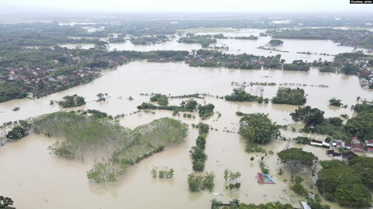 banjir di grobogan Foto dari udara yang menunjukkan area terdampak banjir di Kabupaten Grobogan, Jawa Tengah, pada 15 Maret 2024. (Foto: Courtesy of BPBD Kabupaten Grobogan)