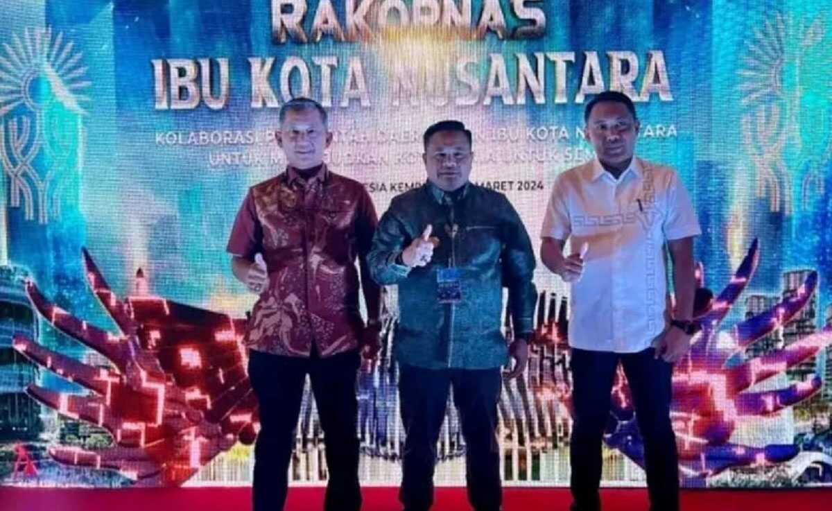 Penjabat (Pj) Wali Kota Lubuklinggau, H Trisko Defriyansa (tengah) di sela Rapat Koordinasi Nasional (Rakornas) yang digelar Otorita Ibu Kota Nusantara (OIKN), di Hotel Indonesia Kempinski, Jakarta, Kamis, (14/3/2024). (foto: Diskominfo Kota Lubuklinggau)