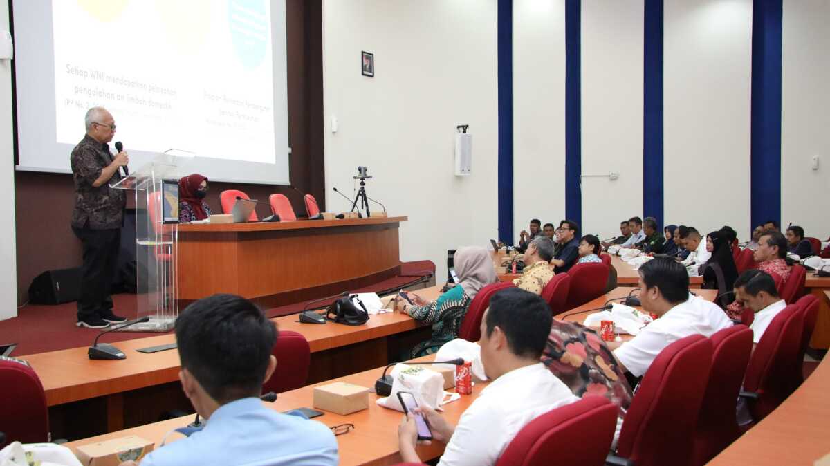 Sosialisasi pekerjaan penyambungan pipa IPAL di Kecamatan Batam Kota, Rabu (24/4/2024). (foto: Humas BP Batam)
