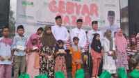 Pj Bupati saat santuni anak yatim bertepatan dengan diremikannya Gebyar Ramadhan (jurnalterkini.id/fiki)