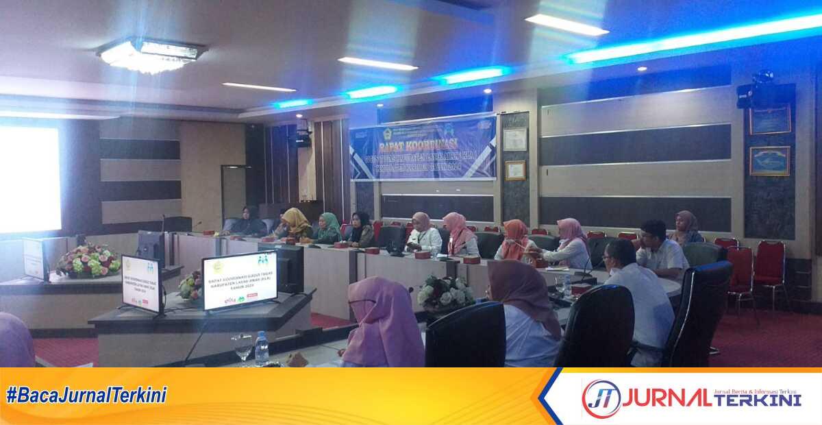 Rakor Gugus Tugas Kabupaten Layak Anak (KLA) Kabupaten Karimun beberapa hari lalu. Rakor untuk persiapan jelang penilaian KLA dari KemenPPA. (Foto: Dinas PP, KB, PP dan PA Karimun)