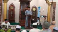 safari Ramadhan sekda Karimun Sekda Karimun Muhammad Firmansyah dalam Safari Ramadhan di Masjid Nurul Jamik, Prayun, Kundur Barat, Kamis (21/3/2024). (jurnalterkini.id/yogi)