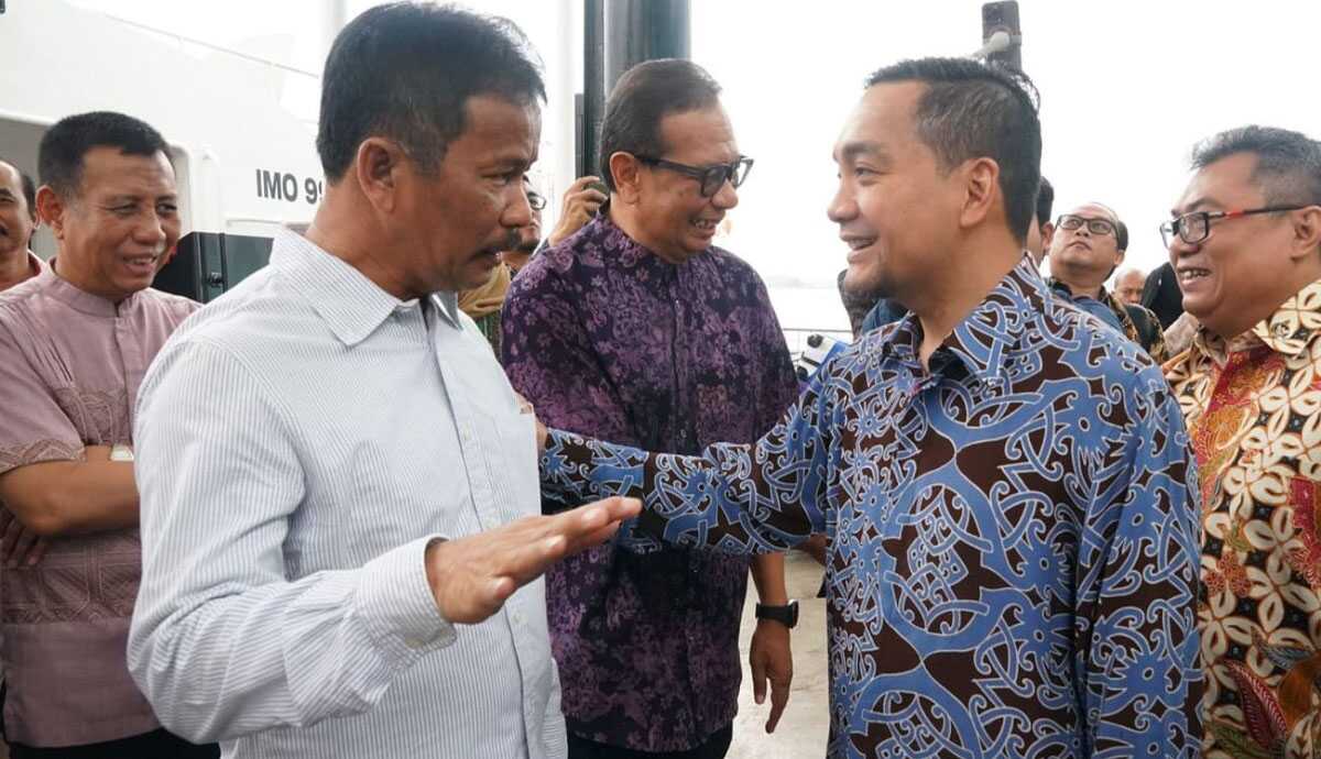 Kepala Badan Pengusahaan (BP) Batam, Muhammad Rudi menerima lawatan Menteri Besar Johor, Yang Amat Berhormat (YAB) Dato' Onn Hafiz Ghazi ke Batam, Jumat (24/5/2024). (foto: humas bp batam)