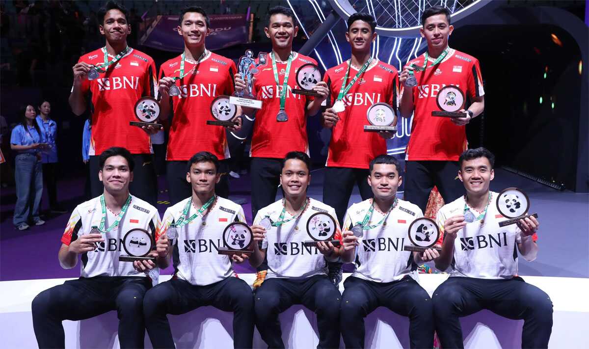 Tim bulutangkis putra Indonesia harus puas jadi runner up Piala Thomas 2024 setelah kalah dari Tiongkok 1-3 dalam laga final di Chengdu, Tiongkok, Minggu (5/5/2024). (foto: pbsi)