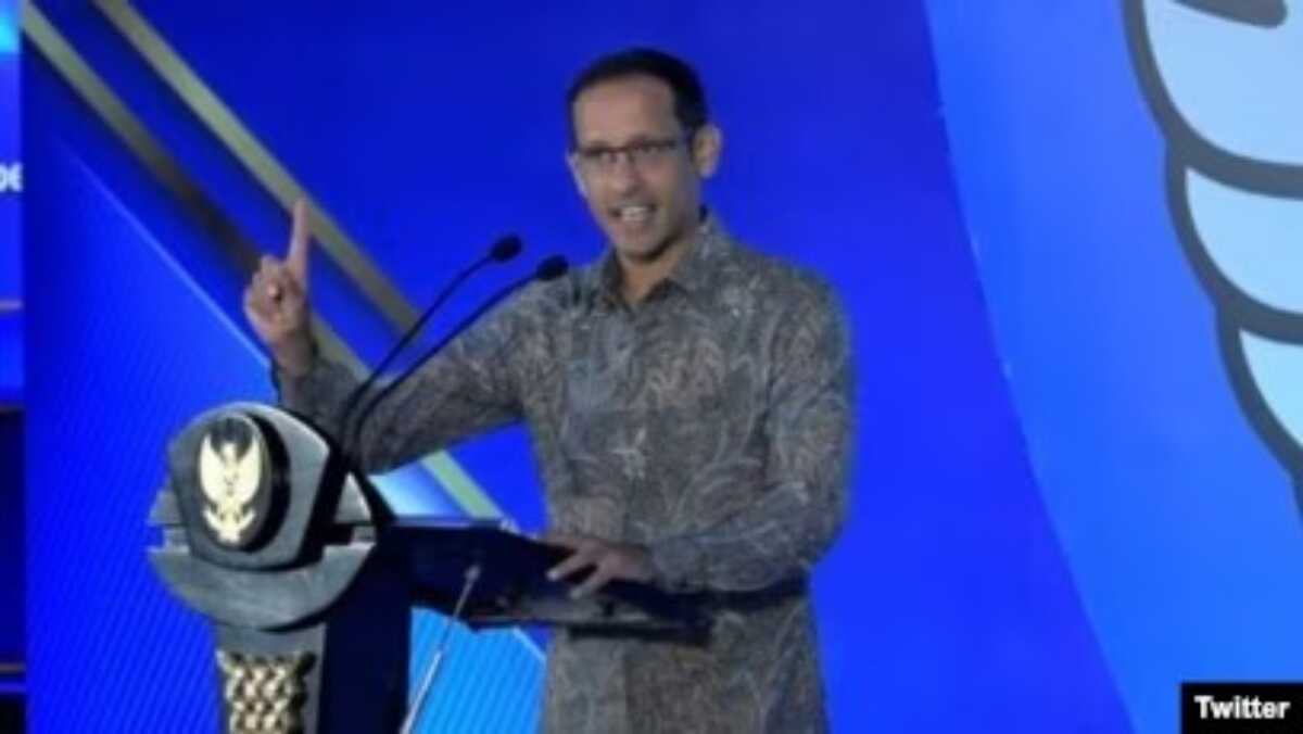 nadiem makarim FILE - Mendikbudristek Nadiem Makarim di kantor Kemendikbudristek, Senayan, Jakarta, 29 Agustus 2023. (Twitter/@Kemdikbud_RI)