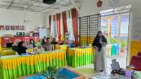 Tim dari Dinas PP, PA, PP dan KB Kepri saat meninjau SDN03 Tebing, salah satu sekolah yang masuk dalam standarisasi Sekolah Ramah Anak dari Kementerian PP dan PA RI, (foto: Dinas PP, PA, PP dan KB Karimun)