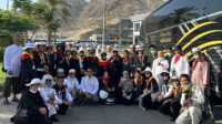 jamaah haji karimun terserang batuk Jemaah Calon Haji Kabupaten Karimun berpose di sela menunaikan rangkaian ibadah haji di Tanah Suci, Mekkah. (foto: dokumentasi pribadi)