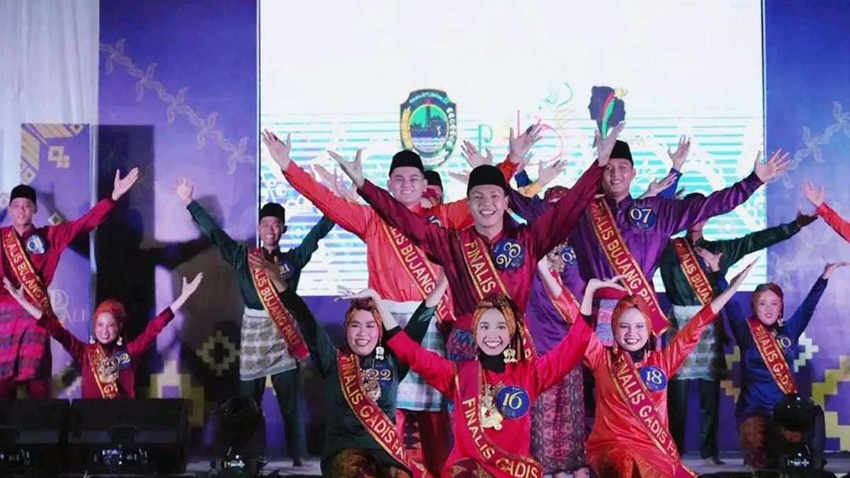 Para finalis Pemilihan Bujang dan Gadis Kabupaten PALI 2024, Senin (20/5/2024). (foto: Diskominfostaper PALI)