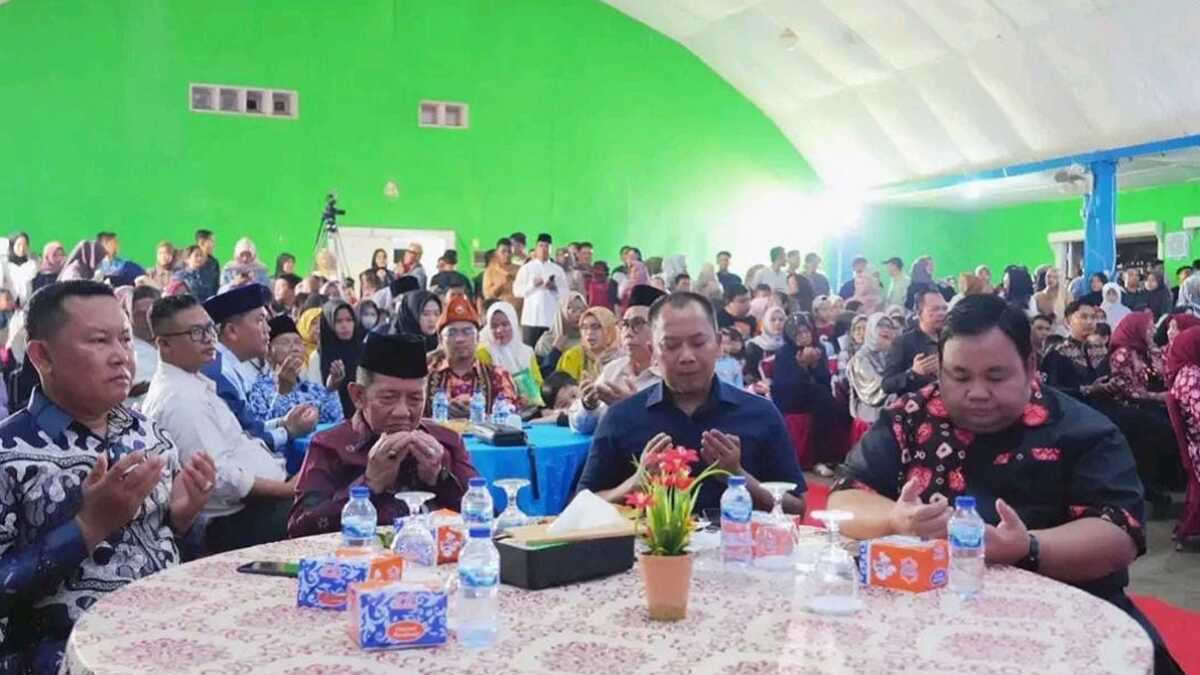 Para undangan menghadiri acara grand final Pemilihan Bujang dan Gadis Kabupaten PALI 2024, Senin (20/5/2024). (foto: Diskominfostaper PALI)