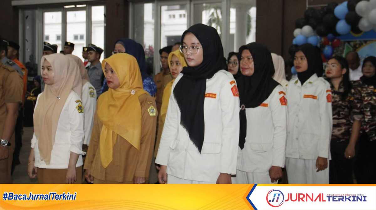 ASN dari dinas dan instansi mengikuti upacara Hari Lahir Pancasila di Gedung Nilam Sari, Kantor Bupati Karimun, Sabtu (1/6/2024). (jurnalterkini.id/edy kencana)