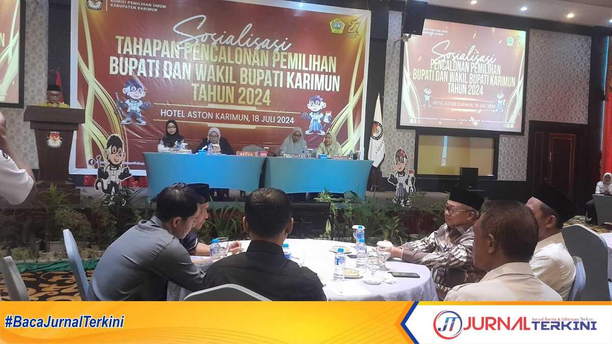 Komisi Pemilihan Umum (KPU) Kabupaten Karimun sosialisasi tahapan pencalonan di Hotel Aston Karimun City, Tanjung Balai Karimun, Kamis (18/7/2024). (jurnalterkini.id/yogi)