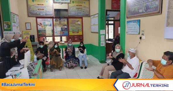 UPT Puskesmas Sungai Piring, Kabupaten Indragiri Hilir (Inhil) menggelar penyuluhan dari Tim PPI tentang Cuci Tangan Pakai Sabun (CTPS), penggunaan masker dan ketika batuk, Jumat (21/06/2024). (JurnalTerkini.id/Abdullah)