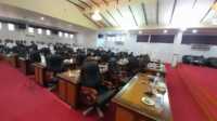 rapat paripurna lpp apbd 2023 karimun diundur Kursi anggota dewan banyak yang kosong, rapat paripurna LPP APBD 2023 DPRD Karimun, Rabu (10/7/2024) diundur karena tidak kuorum. (jurnalterkini.id/rusdi)