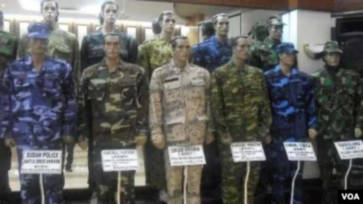 Pada masa jayanya, perusahaan SRITEX di Sukoharjo telah melayani produksi seragam militer untuk 27 negara di dunia (foto: ilustrasi/VOA).