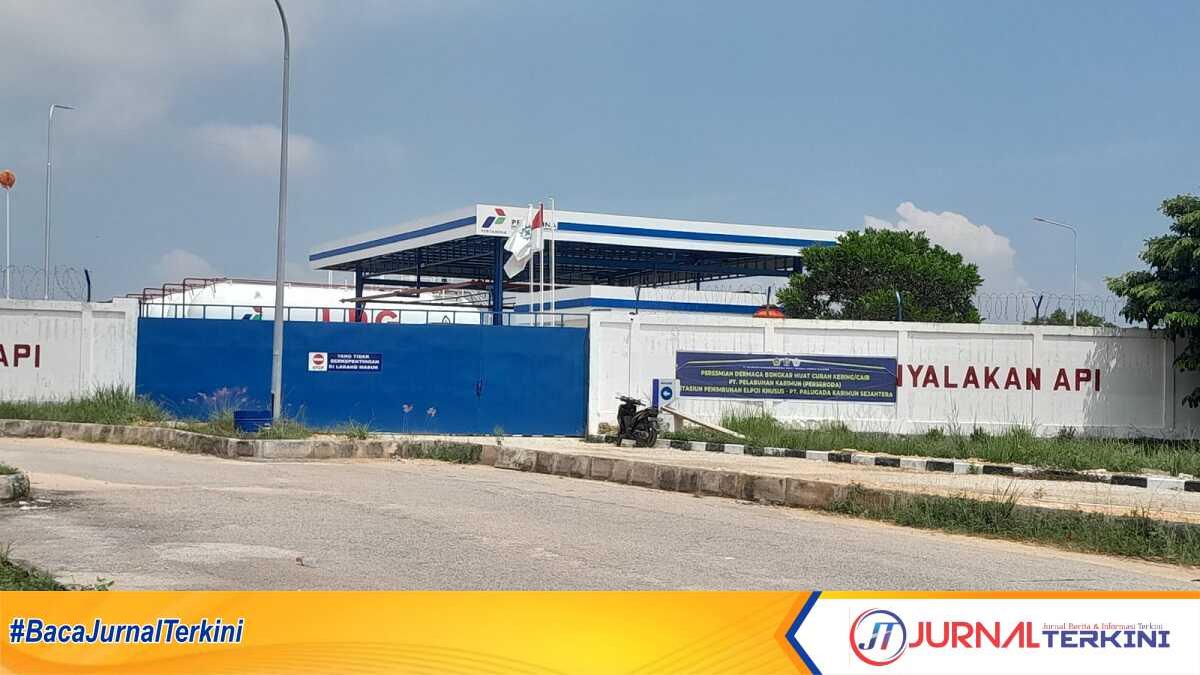 Stasiun Penimbunan Elpiji Khusus PT Palugada Karimun Sejahtera di area pelabuhan kargo dan roro Parit Rempak, Kecamatan Meral, Kabupaten Karimun. (jurnalterkini.id/jansen)