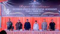 rapat koordinasi yang berperan dalam menjamin distribusi Logistik yang aman dan memastikan kesigapan menjelang Pemilu 2024 diselenggarakan oleh Komisi Pemilihan Umum (KPU) Kabupaten Penukal Abab Lematang Ilir (PALI), Selasa (6/2/2024). (JurnalTerkini.id/alam budi kesuma)