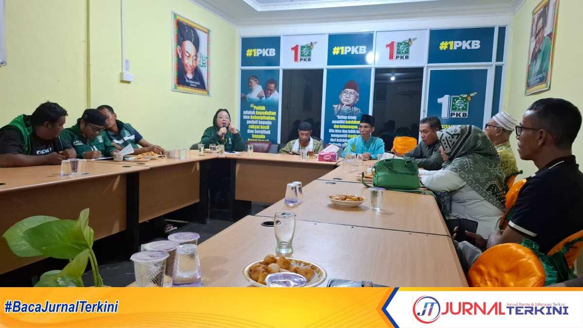 Rapat Dewan Pimpinan Cabang Partai Kebangkitan Bangsa (DPC PKB) Kabupaten Karimun di Sekretariat DPC PKB Karimun, Kamis (15/8/2024), memutuskan dukungan kepada Muhaimin Iskandar sebagai Ketua Umum. (JurnalTerkini.id/edy kencana)