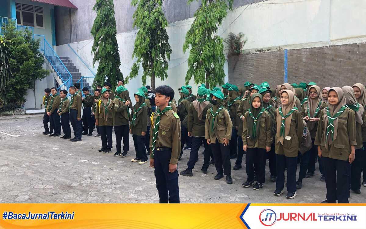 Gelar Apel Pembukaan Taruna Melati Hizbul Wathan Qobilah SMA Muhata, Jumat (18/10/2024) di halaman SMA Muhammadiyah Kota Tegal. (JurnalTerkini.id/Supriyadi)