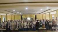 Foto bersama usai pelantikan pengurus Persatuan Majelis Ta'lim (Permata) se-Kecamatan Tebing periode 2024-2029 bertempat di Balai Haji Tebing, Jumat (18/10/2024). (JurnalTerkini.id/edy kencana)